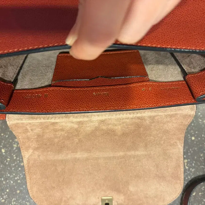 [BUNJANG] Valextra Saddle Shoulder Bag / 발렉스트라 정품 숄더백