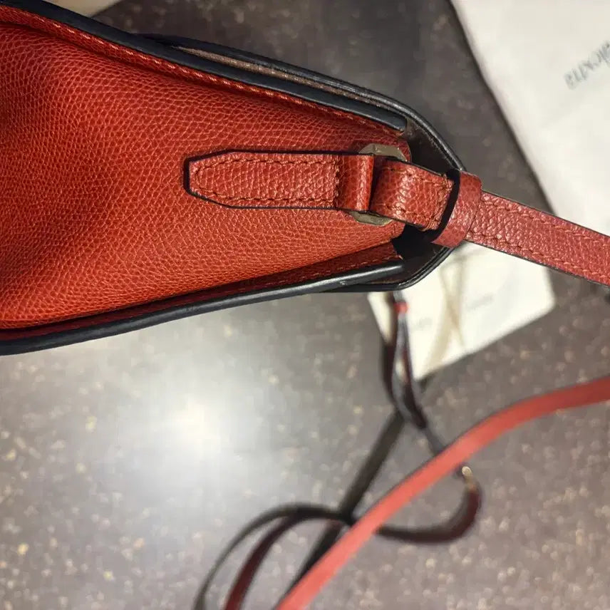 [BUNJANG] Valextra Saddle Shoulder Bag / 발렉스트라 정품 숄더백