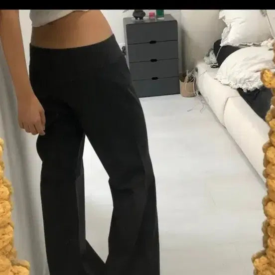 [BUNJANG] Sofite Keira Stripe Low-Rise Pants / 소프티 sofite keira pants