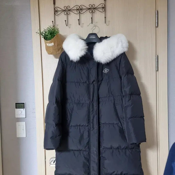 [SOLD OUT] 럭키슈에뜨 폭스퍼 패딩