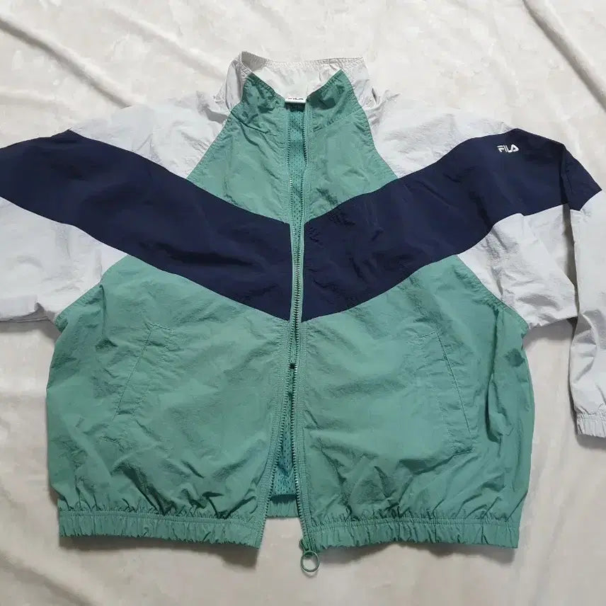 [BUNJANG] Fila Oversized Windbreaker XL / 휠라 오버핏 바람막이 XL