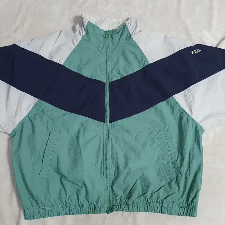 [BUNJANG] Fila Oversized Windbreaker XL / 휠라 오버핏 바람막이 XL