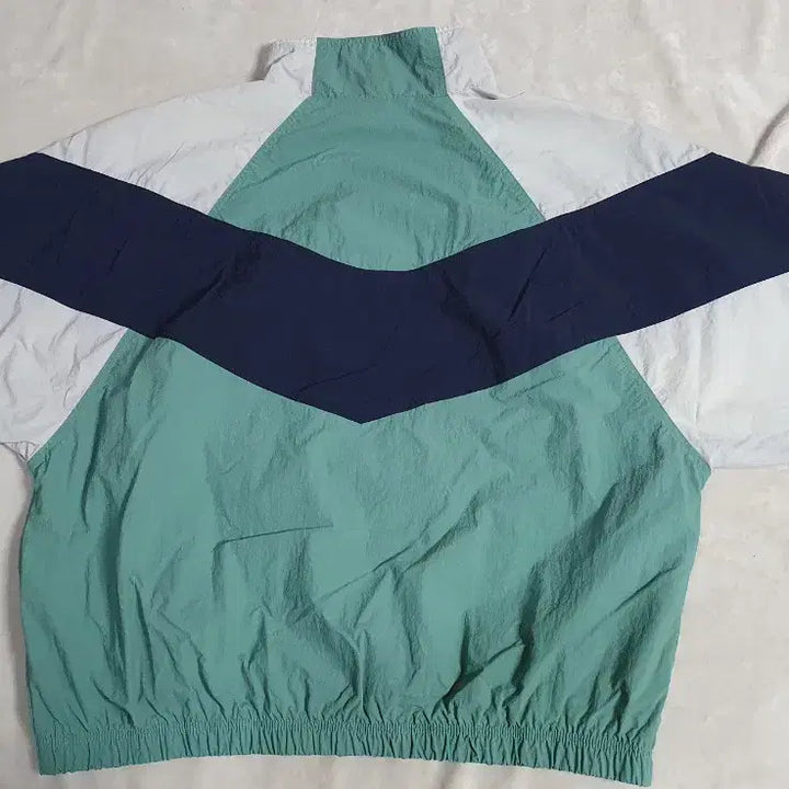 [BUNJANG] Fila Oversized Windbreaker XL / 휠라 오버핏 바람막이 XL