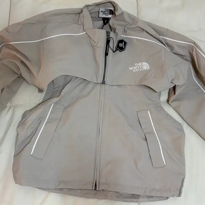 [BUNJANG] The North Face Ollema Detachable Cream Beige Crop Jacket / 노스페이스 올레마 디테쳐블 크림 베이지 크롭 자켓