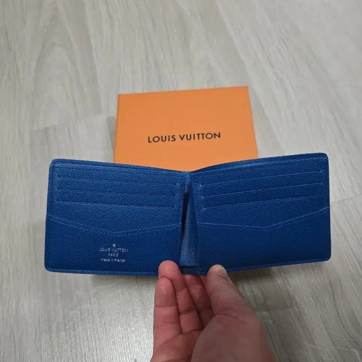 [SOLD OUT] 루이비통 멀티플 월렛 모노그램 이클립스