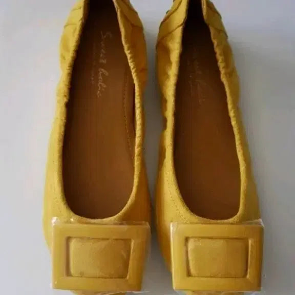 [BUNJANG] Suede Loafers (Mustard Yellow) / 스웨이드 단화 (새제품/235)