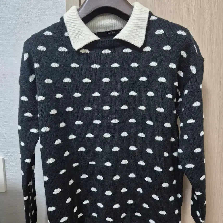 [BUNJANG] On&amp;On Knit Top / 온앤온 니트
