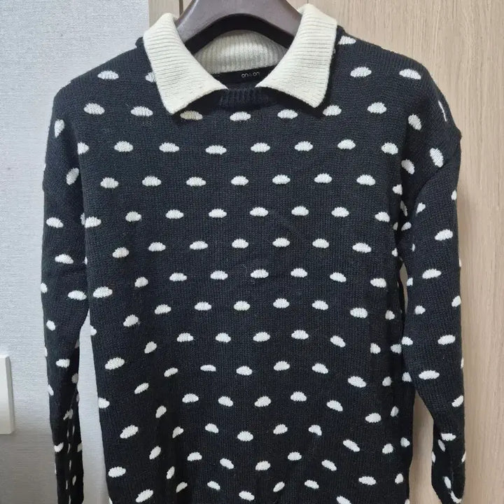 [BUNJANG] On&amp;On Knit Top / 온앤온 니트