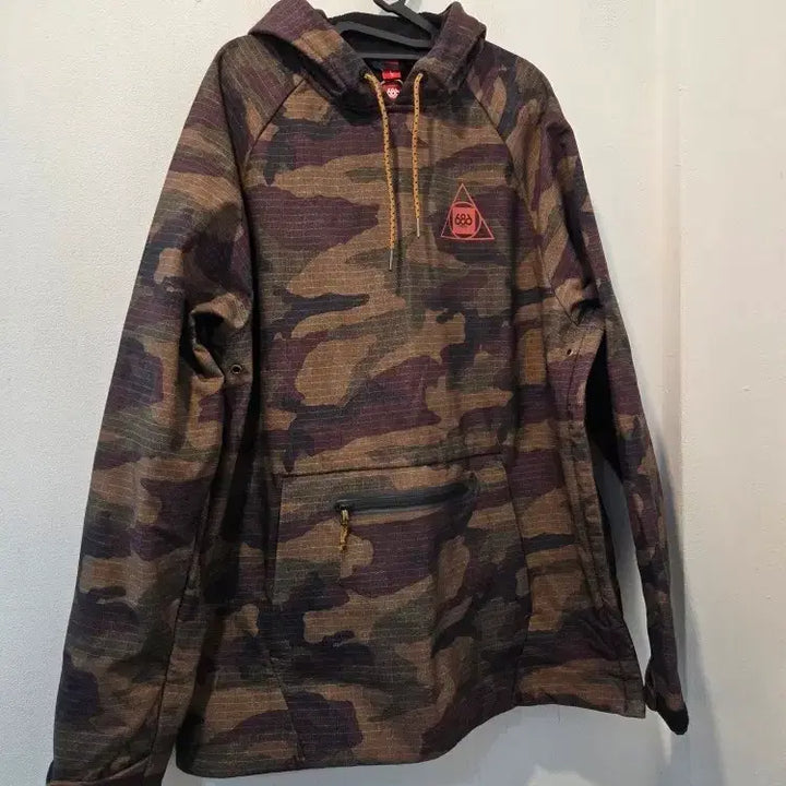 [BUNJANG] 686 Camo Anorak Hooded Jacket / 686 카모 아노락 후드 자켓