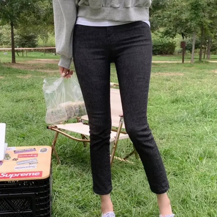 [BUNJANG] Reine Black Denim Slim Straight Jeans / 렌느 reine 흑청 슬림 일자 데님 / M