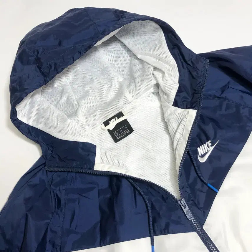 [SOLD OUT] 나이키 윈드러너 바람막이 XL .