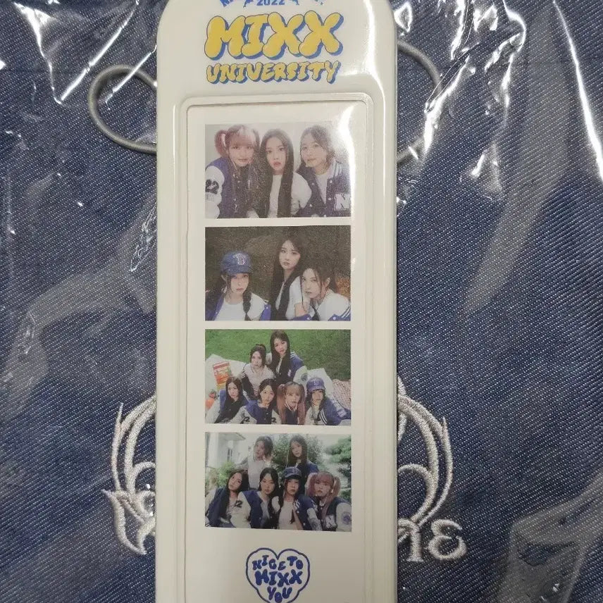 [BUNJANG] NMIXX MIXX UNIVERSITY 4cut Photocard Holder Set / NMIXX 엔믹스 포토 키링 굿즈
