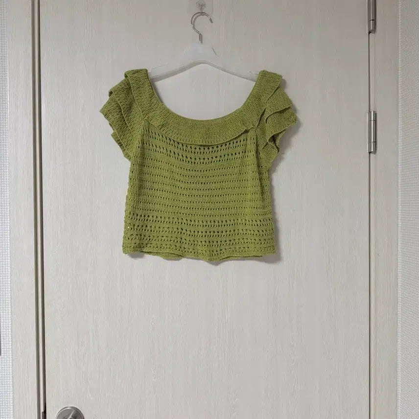 [BUNJANG] Reine Pistachio Crochet Knit Top / 렌느 reine 피스타치오 크로셰 니트 탑