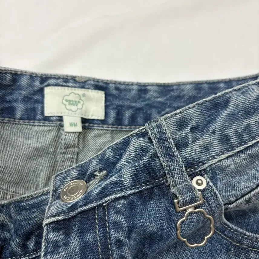 [BUNJANG] COVERNAT Cloverheart Straight Denim Pants / 커버낫 클로버하트 스트레이트 데님 팬츠
