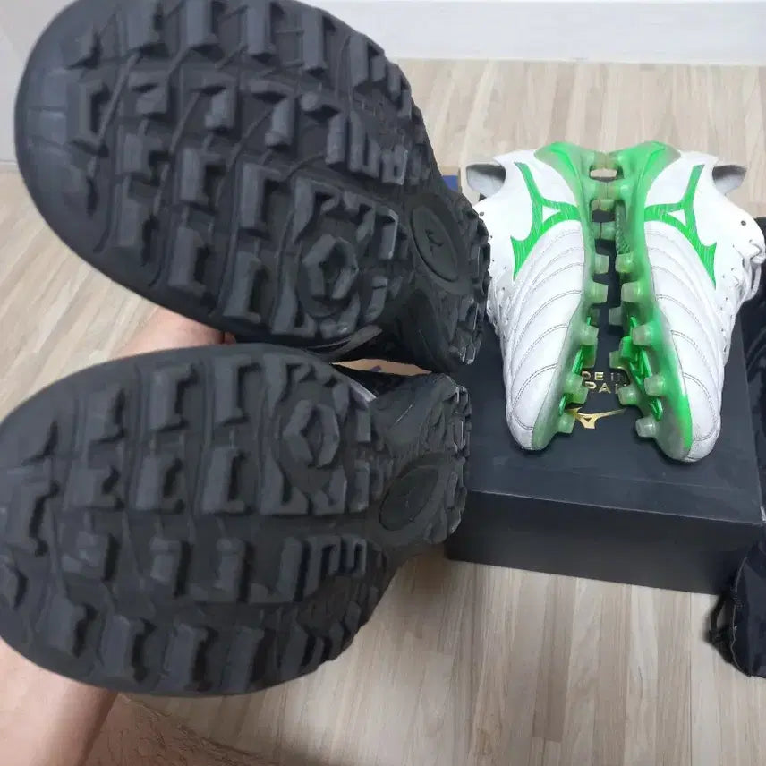 [BUNJANG] Mizuno Morelia Soccer Cleats / 미즈노 모렐리아 275~280사이즈 (tf, md, ag)