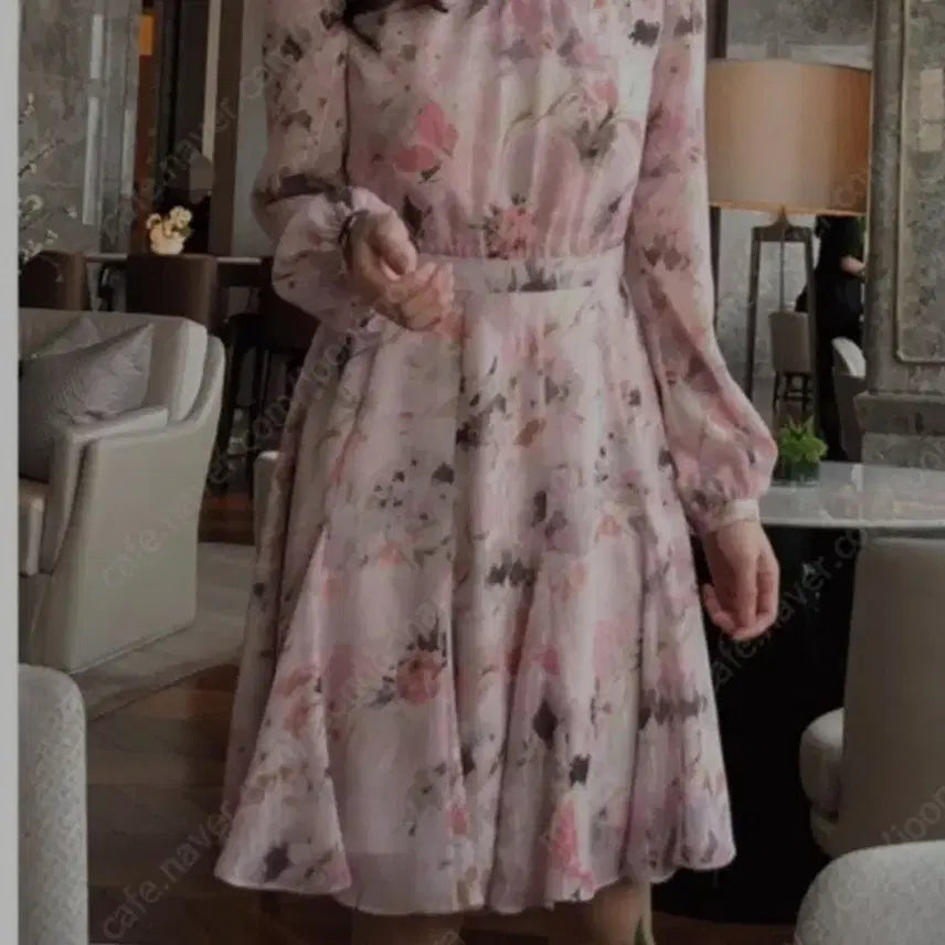 [BUNJANG] Merci Beaucoup Mebbie Pink Chiffon Dress Size 2 / 메르시비앙 메비 핑크 쉬폰 원피스 2사이즈