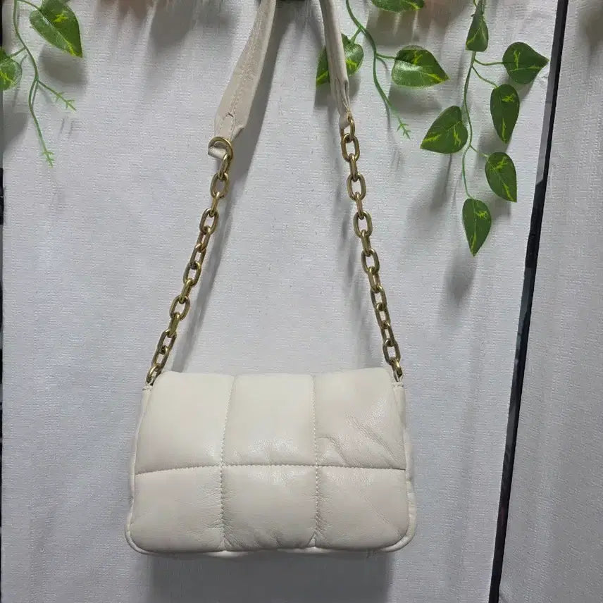 [BUNJANG] ZARA Mini Quilted Shoulder Bag / 자라미니숄더백