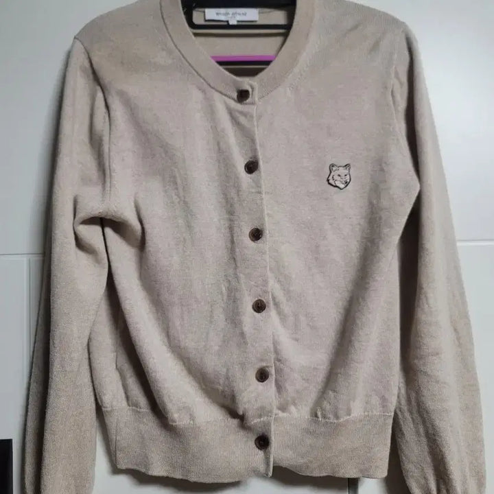 [BUNJANG] Maison Kitsune Fox Patch Cardigan Beige L / 메종키츠네 폭스 패치 가디건 베이지  L