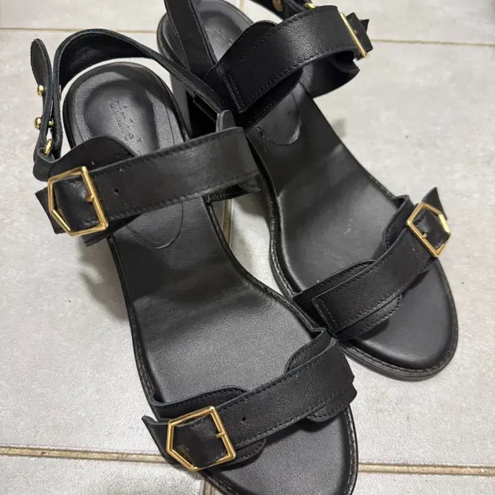 [BUNJANG] Giselle Shoes Black Sandals 6cm Heel 250mm / 지젤슈즈 블랙 샌들 6cm 250mm