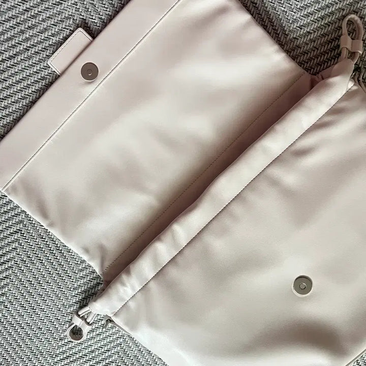 [BUNJANG] CARLYN Day Bag Crossbody Bag / 칼린 가방 크로스백 데이백
