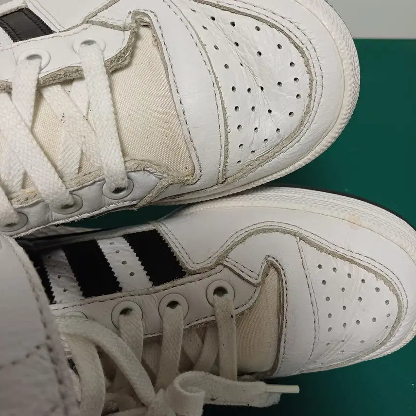 [BUNJANG] Adidas Originals Forum Low Sneakers / 아디다스 오리지널스 포럼 로우 [235]