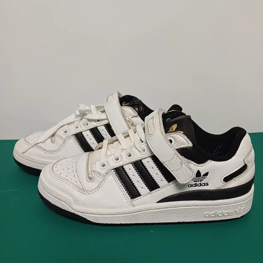 [BUNJANG] Adidas Originals Forum Low Sneakers / 아디다스 오리지널스 포럼 로우 [235]