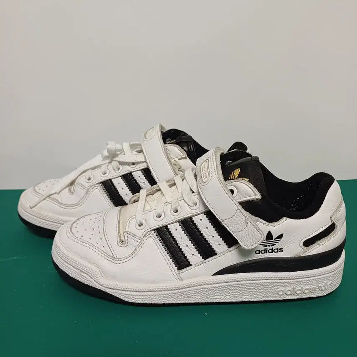 [BUNJANG] Adidas Originals Forum Low Sneakers / 아디다스 오리지널스 포럼 로우 [235]