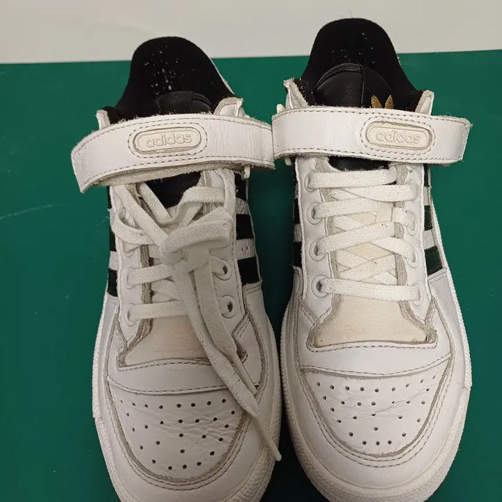 [BUNJANG] Adidas Originals Forum Low Sneakers / 아디다스 오리지널스 포럼 로우 [235]