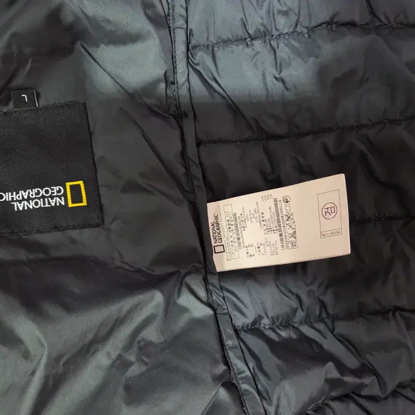 [BUNJANG] National Geographic Lightweight Padded Vest L / 내셔널지오그래픽 경량 패딩 조끼 L