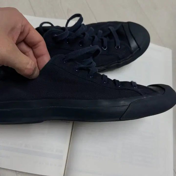 [SOLD OUT] 스튜디오 니콜슨 문스타 네이비 260