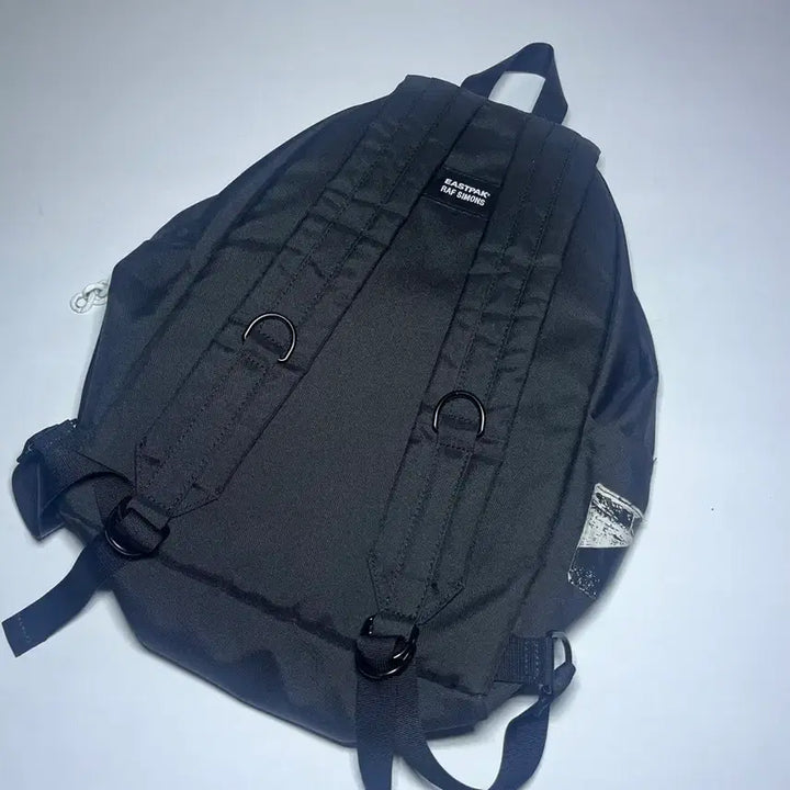[BUNJANG] Raf Simons x Eastpak 20FW Padded Chain Backpack / [OS] 라프시몬스 X 이스트팩 20FW 파커 패디드 체인 백팩