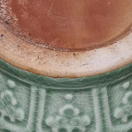 [BUNJANG] Celadon Porcelain Jar with Floral Relief 30cm / 청자 항아리 양각 초화문 높이30 지름28 센치 중국도자기 고도자 골통품
