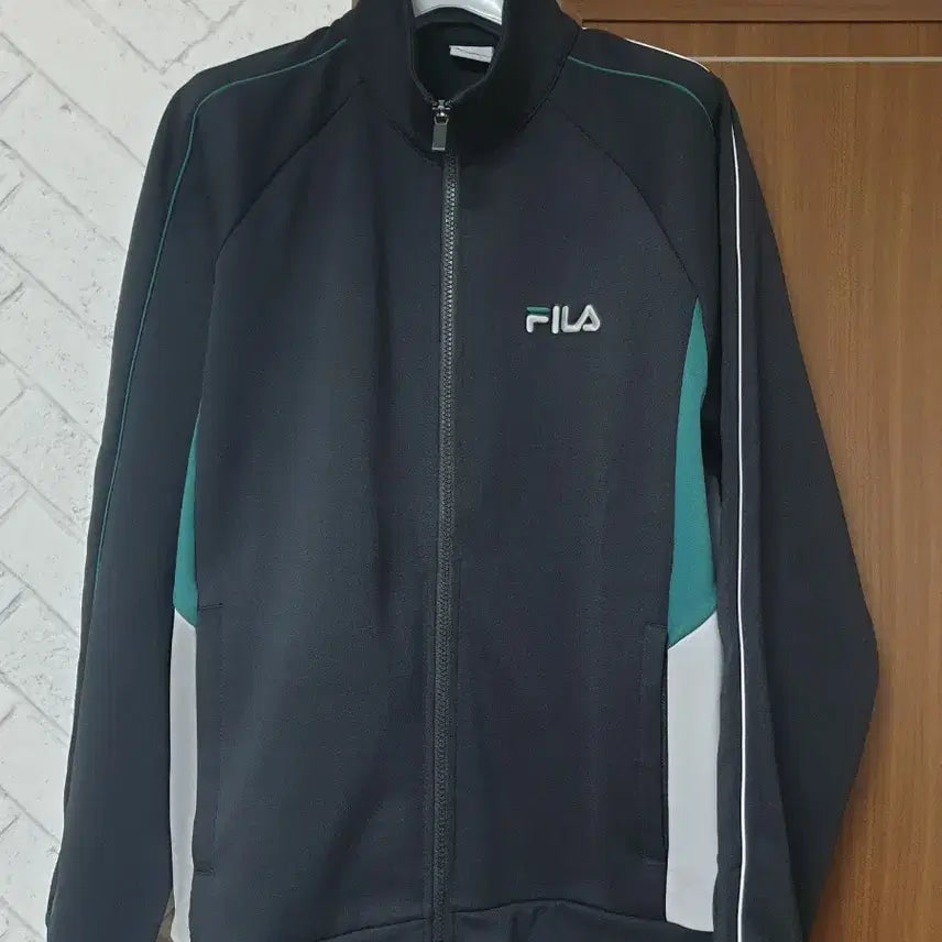 [BUNJANG] FILA Tracktop Jersey (Worn by BTS Jimin) / (BTS 지민 착용) FILA필라 트랙탑 져지
