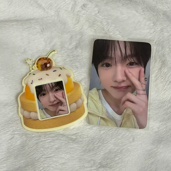 [BUNJANG] NCT WISH Sakuya 2024 Birthday MD Keychain + Photocard Set / 엔시티위시 사쿠야 2024 생일 md 키링 + 포카 양도