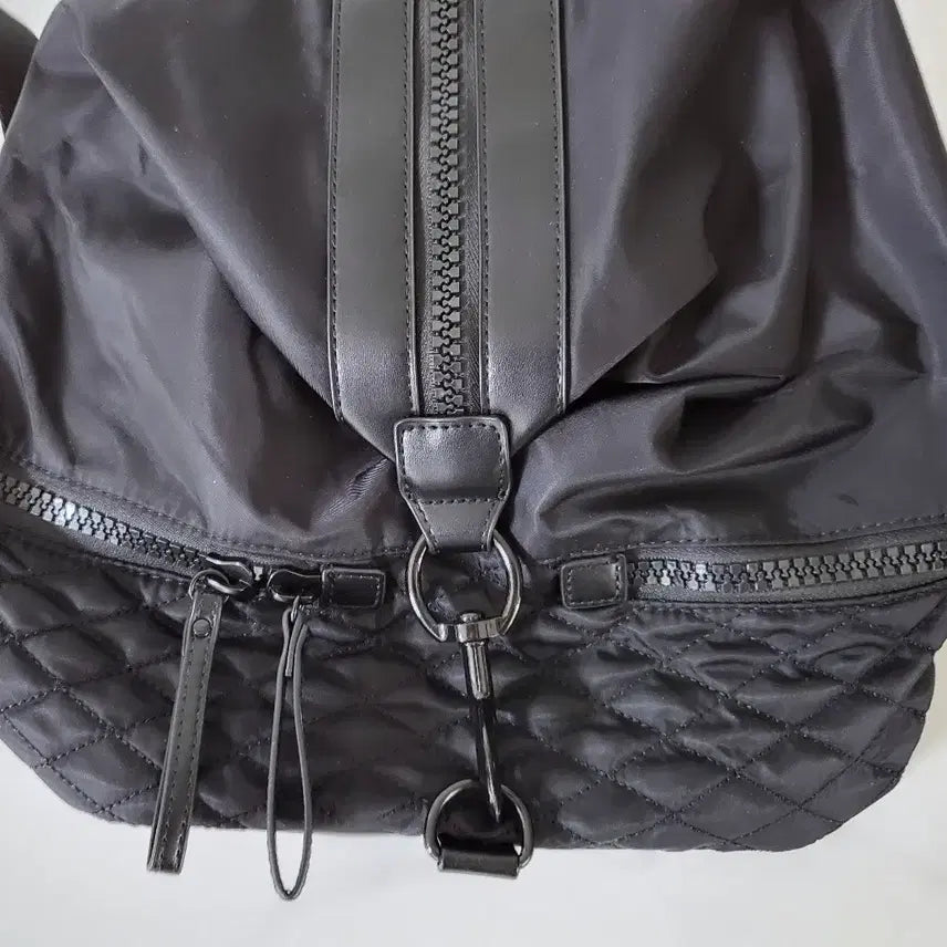 [BUNJANG] Rebecca Minkoff Julian Backpack / 레베카밍코프 줄리안 백팩