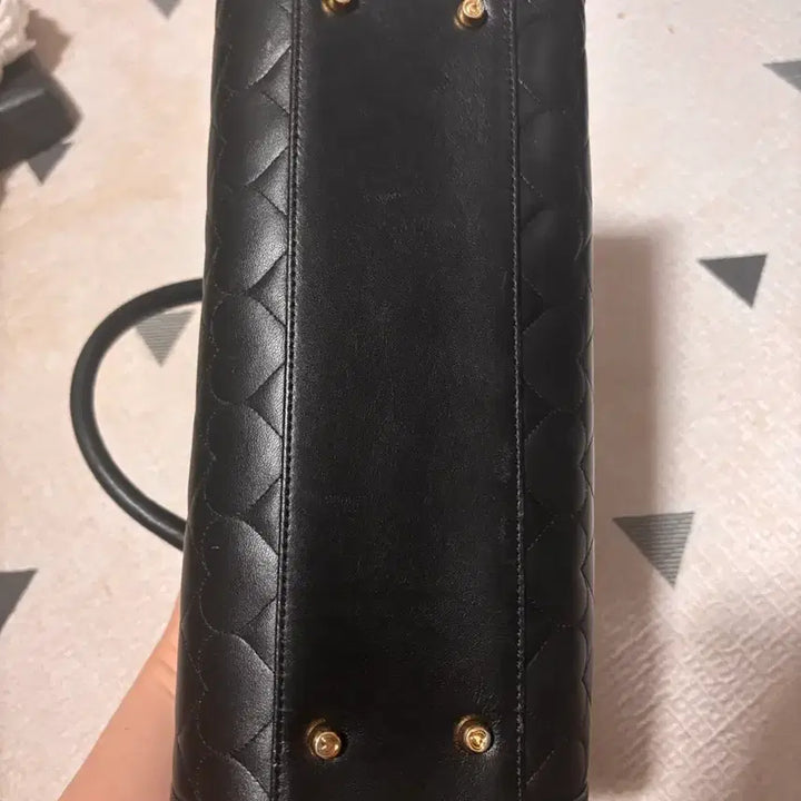 [BUNJANG] Lovecat Quilted Tote Bag / 러브캣 퀼팅 토트백
