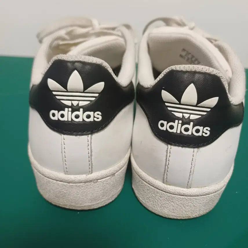 [BUNJANG] Adidas Superstar Foundation White Black Gold Sneakers / [250] 아디다스 슈퍼스타 파운데이션 흰검금(C77124)