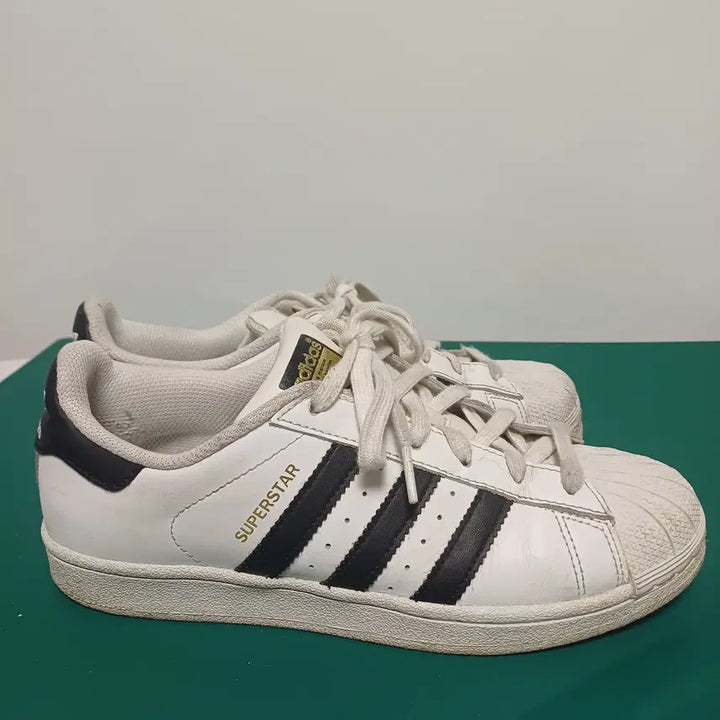 [BUNJANG] Adidas Superstar Foundation White Black Gold Sneakers / [250] 아디다스 슈퍼스타 파운데이션 흰검금(C77124)