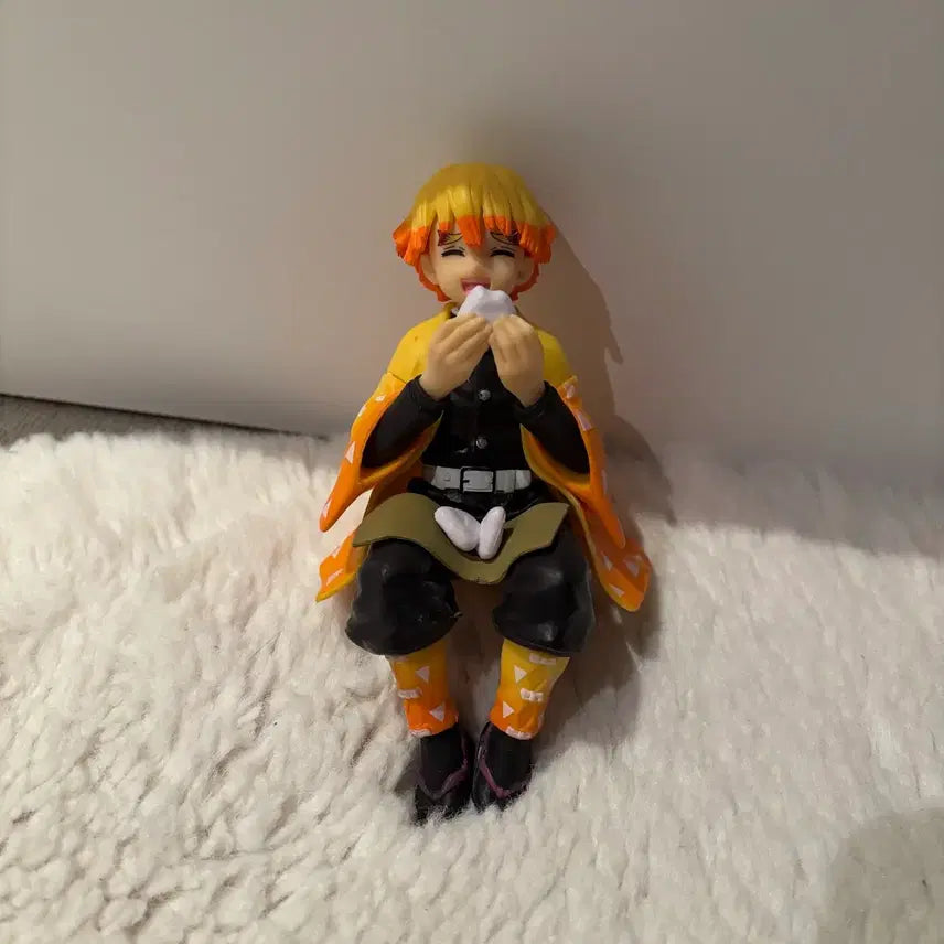[BUNJANG] Demon Slayer Zenitsu Figure / 귀멸의 칼날 젠이츠 피규어(택포)