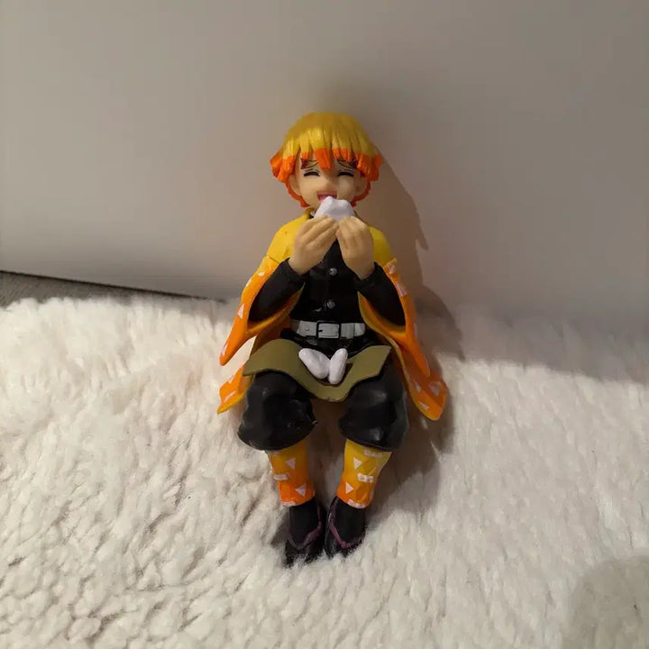 [BUNJANG] Demon Slayer Zenitsu Figure / 귀멸의 칼날 젠이츠 피규어(택포)
