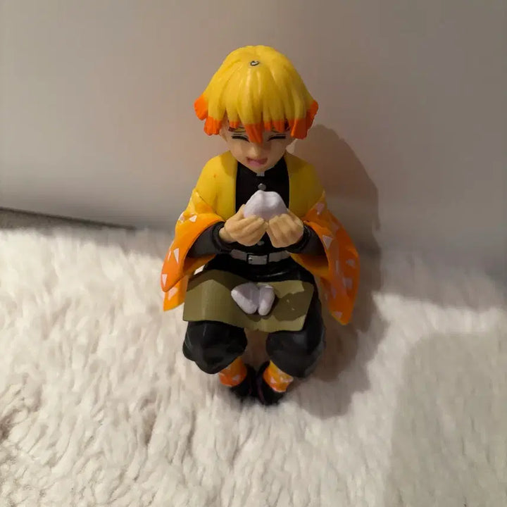 [BUNJANG] Demon Slayer Zenitsu Figure / 귀멸의 칼날 젠이츠 피규어(택포)