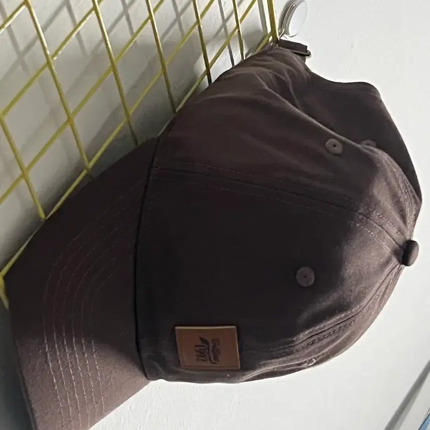 [SOLD OUT] 트릴리온 볼캡 팔아요