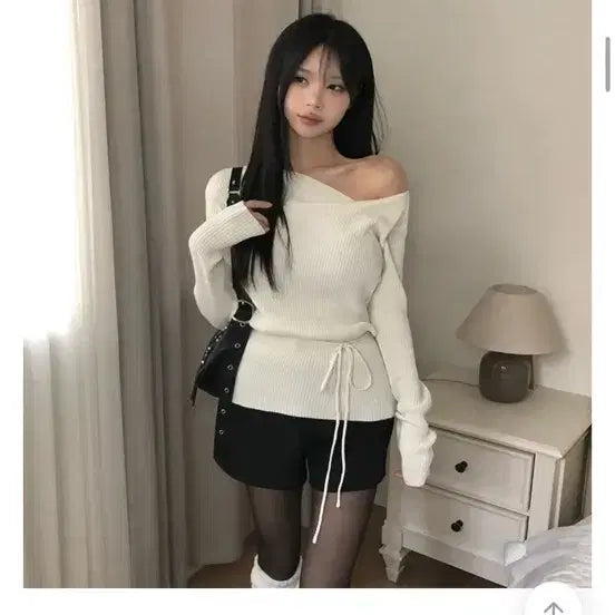 [BUNJANG] One Shoulder Off Shoulder Ribbed Knit Top / 원숄더 오프숄더 허리끈 초커 골지 긴팔 니트