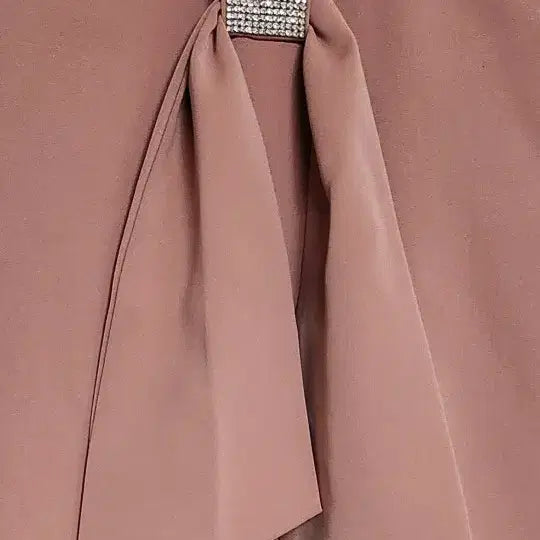 [BUNJANG] Pink Blouse with Cubic Detail - Date Look / 새상품 핑크  블라우스 큐빅  데이트룩  55 66