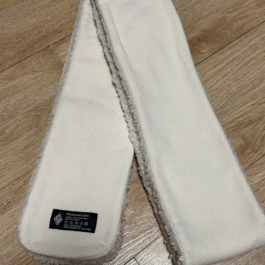 [BUNJANG] Monsta X Hyungwon "Diamond Leila" Fleece Scarf Muffler / 몬엑 형원 채형원 손민수 다이아몬드 레이라 목도리 머플러 뽀글이