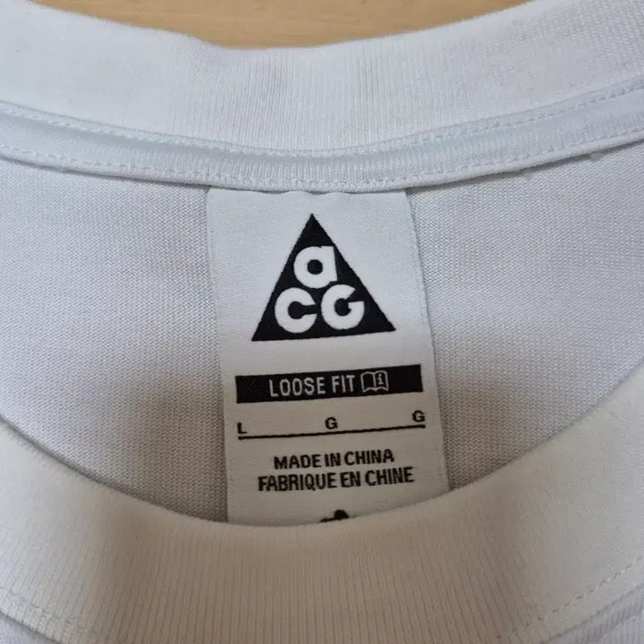 [SOLD OUT] 나이키 acg 반팔티 써밋화이트 주황