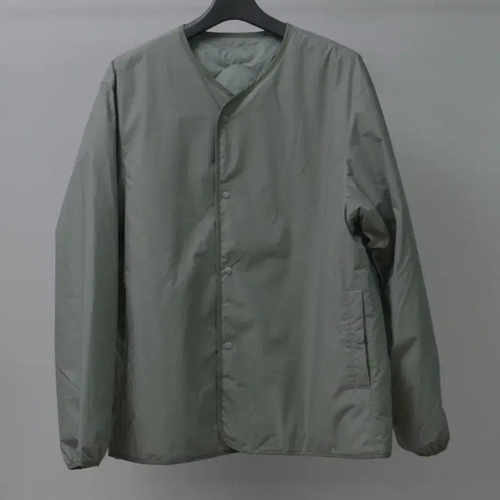 [BUNJANG] Nanamica Reversible Down Cardigan Sage Green XL / 나나미카 리버시블 다운 가디건 세이지 그린 XL