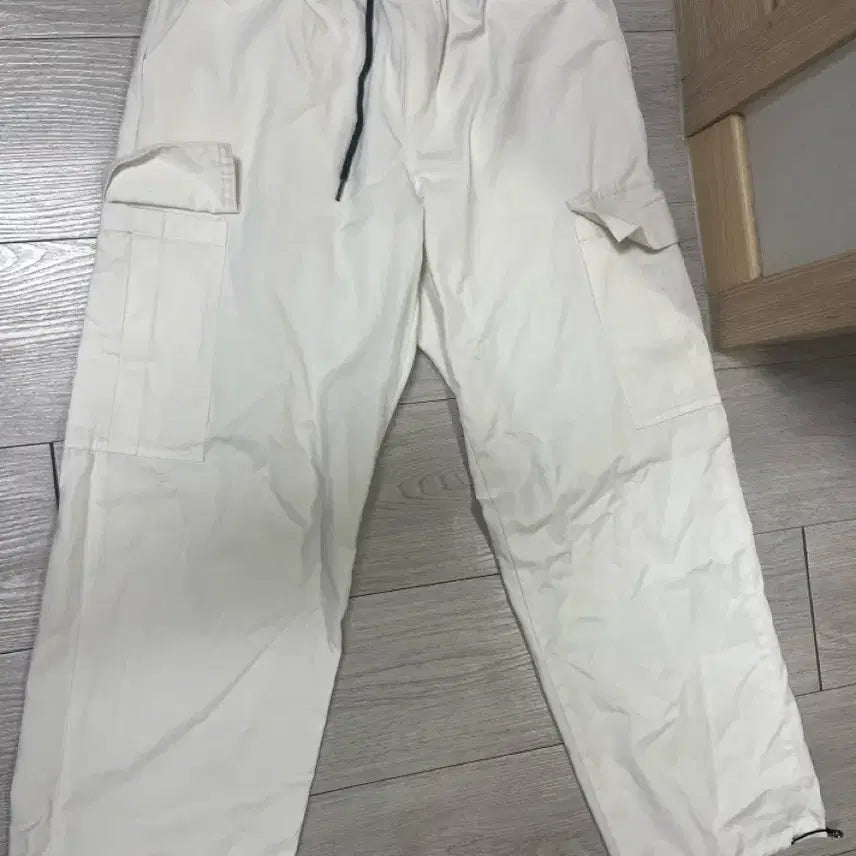 [BUNJANG] Flare Up White Cotton Pants / Flare up 흰색 바지