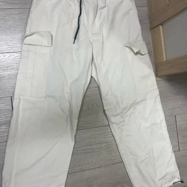 [BUNJANG] Flare Up White Cotton Pants / Flare up 흰색 바지