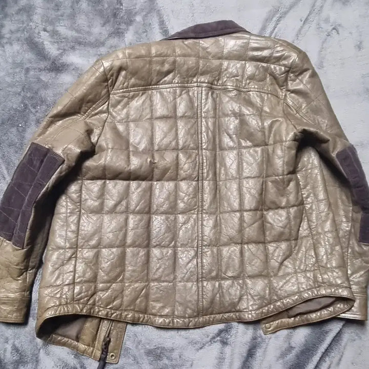 [BUNJANG] Series Quilted Lambskin Jacket / 시리즈 퀼팅패딩 양가죽 카키색 100-105